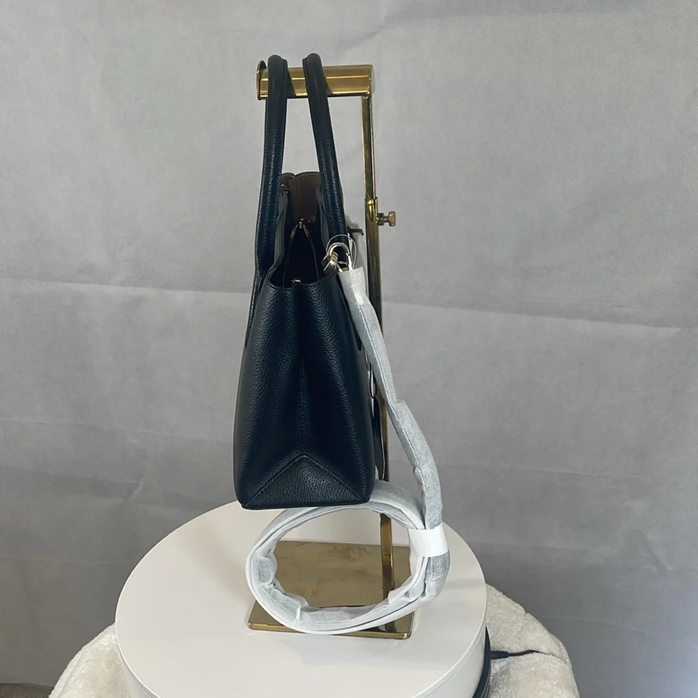 Kate spade ,NWT ,Black with Zipper close , 1 Pocket in side , shoulder Bag .tote - Picture 4 of 13